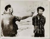 ADAMS Eddie General Nguyen Ngoc Loan Executing Viet Cong Prisoner Nguyen Van Lem, Saigon ADAMS Eddie General Nguyen Ngoc Loan Executing Viet Cong Prisoner Nguyen Van Lem, Saigon