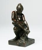 ANDERSEN Max Woman Wiping Her Feet ANDERSEN Max Woman Wiping Her Feet
