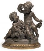 DE CRISTAL ESCALIER Deux Putti Autour D'une Corbeille De Raisin DE CRISTAL ESCALIER Deux Putti Autour D'une Corbeille De Raisin