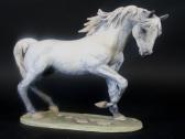 FRY FRANCES Grey Horse FRY FRANCES Grey Horse