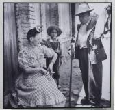 KAHLO Frida Frida Con Señor Y Niño. KAHLO Frida Frida Con Señor Y Niño.