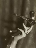 KRULL Germaine Ohne Titel (handstudie Mit Puppe) KRULL Germaine Ohne Titel (handstudie Mit Puppe)