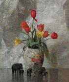 MURPHY Hermann Dudley Elephants & Tulips MURPHY Hermann Dudley Elephants & Tulips