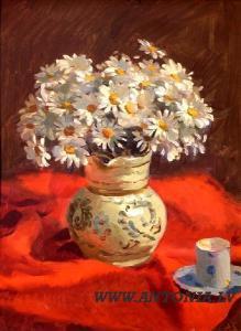 daisy in vase