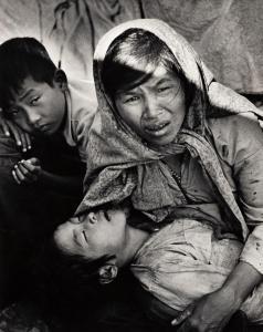 ADAMS Eddie 1934-2004,Boat of No Smiles, Vietnamese Refugees, Gulf of Si,Swann Galleries 2022-04-14