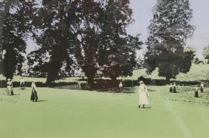 ADAMS Tom 1900-1900,Tennis at Badminton House,Rowley Fine Art Auctioneers GB 2022-07-30