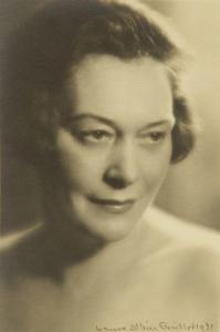 ALBIN GUILLOT Laure 1879-1962,Portrait de femme,1931,Ader FR 2014-06-14