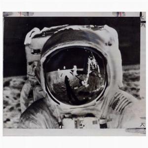 Aldrin Buzz 1930,Buzz Aldrin on the moon, Apollo 11,1969,Colasanti Casa D'Aste Roma IT 2019-10-23