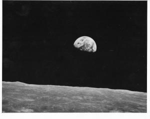 ANDERS WILLIAM 1933,Earthrise, Apollo 8,1968,Forum Auctions GB 2023-02-23