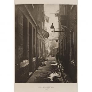 ANNAN Thomas 1829-1887,The Old Closes & Streets of Glasgow,1900,Lyon & Turnbull GB 2017-01-11