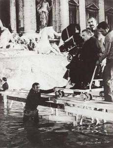 ANONYMOUS,Federico Fellini, Fontana di Trevi Roma,Minerva Auctions IT 2014-06-25