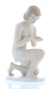 ANONYMOUS,Figure of a kneeling nude,Gardiner Houlgate GB 2019-03-27
