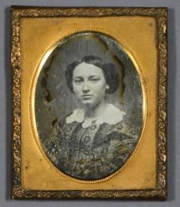 ANONYMOUS,Portrait d\’une belle jeune femme,1850,Etienne de Baecque FR 2019-06-20