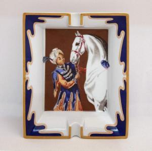 ANONYMOUS,Posacenere in porcellana Hermes dipinta con fanciu,Pirone Casa d'Aste IT 2018-10-22