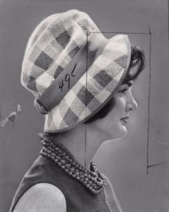 ANONYMOUS,Profile of Jacqueline Kennedy (Wearing Hat and Pearls),1962,Heritage US 2009-10-29