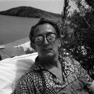 ARGILLET PIERRE 1910-2001,Dali et les lunettes loupes sur sa terrasse à,1963,Catherine Charbonneaux 2009-10-18