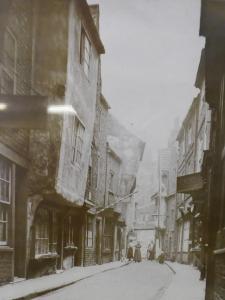 Atkinson Alfred William,The Little Shambles, York,1908,Crow's Auction Gallery GB 2018-01-17