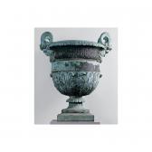 BALLIN Claude 1615-1678,a bronze urn,Sotheby's GB 2002-05-28