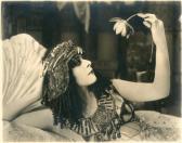BARA Theda,Sur le tournage du film "Cléopatra" de J. Gordon E,1917,Millon & Associés FR 2014-11-14