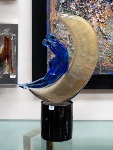 BARBARO Alessandro,blue glass lovers embracing on a crescent with gol,Leonard Joel 2021-02-21