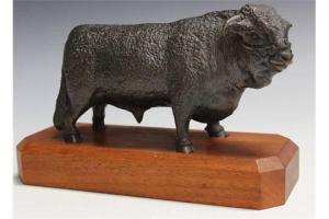 BARNES Matthews 1880-1951,Figure of a Hereford bull,Tooveys Auction GB 2015-06-17