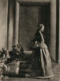BARON ADLOF DE MEYER 1868-1946,The Numphenburg Figure, 1912,1912,Millon & Associés FR 2018-11-06