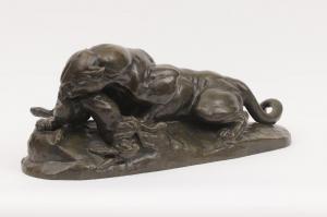 Barye Antoine Louis 1795-1875,Lionne tenant un lièvre dans sa gueule,Alliance Encheres FR 2008-03-30