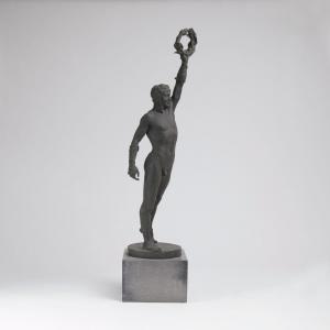 BAUCKE Heinrich 1875-1915,A Large figure 'The Winner',c.1900,Stahl DE 2019-11-30