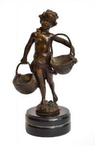 BIZARD Suzanne 1873-1963,Figure of a girl carrying baskets,Tennant's GB 2022-03-25