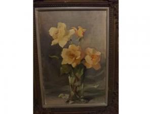 BLOIS Freda 1880-1943,A vase of roses,Keys GB 2016-06-27