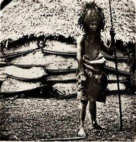 BOECK Kurt 1855-1933,Samoas civilisés en tenue du dimanche,1910,Yann Le Mouel FR 2021-03-30