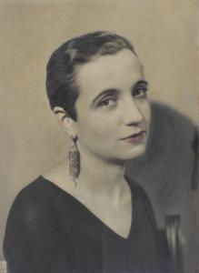 BONNEY Thérèse 1894-1978,Portrait de la modiste Agnès,1926,Lombrail - Teucquam FR 2019-10-05