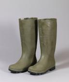 BOURGEAT Lilian 1970,INVENDU-BOTTES,2006,Cornette de Saint Cyr FR 2013-04-22