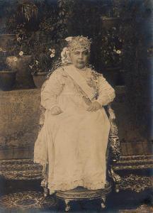 BOURNE Jan 1900-1900,Sultan Jahan Begum,1922,Bonhams GB 2009-04-21