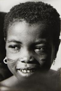 BULMER JOHN 1938,Young Ghanaian girl in rehearsals for visit of Que,1977,Rosebery's GB 2020-01-25