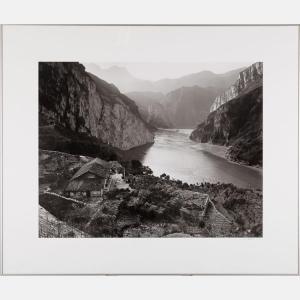 BUTLER Linda 1947,Yangtze Overlook,2000,Gray's Auctioneers US 2017-01-18