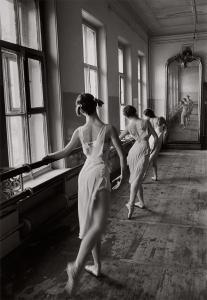 CAPA Cornell 1918-2008,Bolshoi Ballet School, Moscow,1958,Phillips, De Pury & Luxembourg 2023-10-11