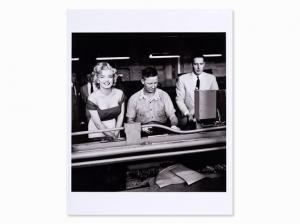 CARROLL Jock 1919-1995,Marilyn at a Factory,1952,Auctionata DE 2015-03-27