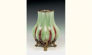 CHAPLET Ernest 1835-1909,vase balustre en porcelaine épaisse à corps galbé ,Piasa FR 2004-01-28