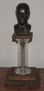 cherne leo 1900-2000,Bust of a Man on Acrylic and wood base,1958,Concept Gallery US 2010-10-16