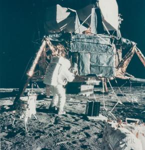 Conrad Pete 1930-1999,Alan Bean and the Lunar Module Intrepid,EVA 1, Apo,1969,Skinner US 2017-11-02