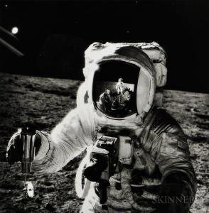 Conrad Pete 1930-1999,Alan Bean with the reflection of the photographer ,1969,Skinner US 2017-11-02