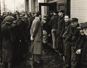 COSTER Gordon H. 1906-1991,Food line, Chicago,Swann Galleries US 2024-01-25