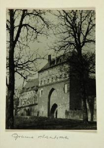 CZARNECKI Alojzy 1893-1980,Brama klasztorna, Toruń, l. 30. XX w.,Rempex PL 2008-04-09