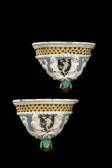 della ROBBIA Girolamo 1488-1566,Coppia di mensole con tritoni che recano stemmi,Finarte 2005-07-14