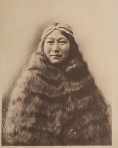DOBBS Beverly B 1868-1937,Femme Inuit et sa chevelure,1903,Joron-Derem FR 2017-06-30