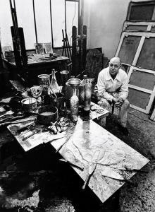 DOISNEAU Robert 1912-1994,Jean Dubuffet dans son atelier,1950,Yann Le Mouel FR 2024-03-22