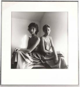 DORR Nell 1893-1988,Two Woman on Bed,Nye & Company US 2018-09-12