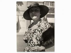 EISENSTAEDT Alfred 1898-1995,Maria Luise Astaldi,1933,Auctionata DE 2016-09-13