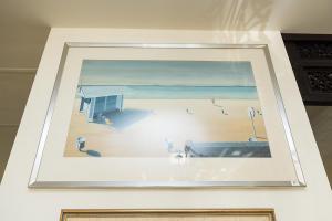 Floyd L. F,MODERN AUSTRALIAN BEACH SCENE,Leonard Joel AU 2017-08-10